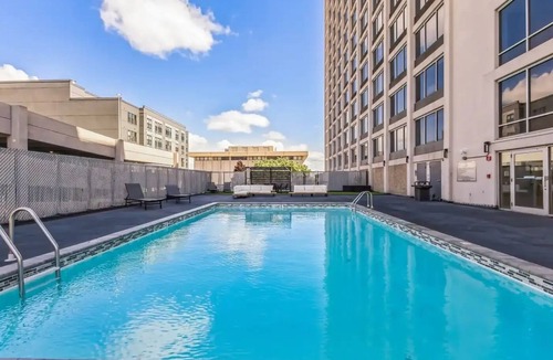 Downtown Hartford Apartment | Fully Furnished Modern Private Studio in Hartford with AC/GYM Free Parking!