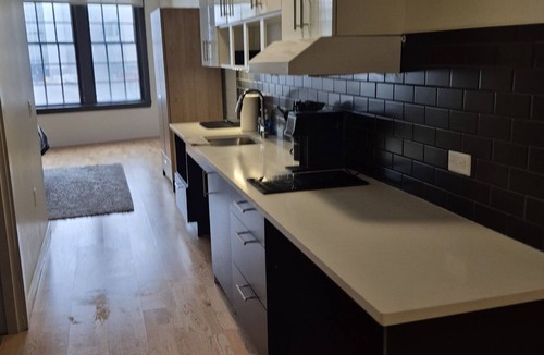 Downtown Hartford Apartment | Fully Furnished Private Apartment, Elevator, Wi-Fi A/C