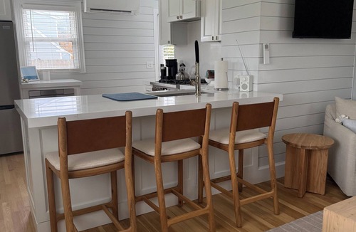 Westerly Cottage | Fully-renovated beach cottage next to golf and bike to beach and Watch Hill