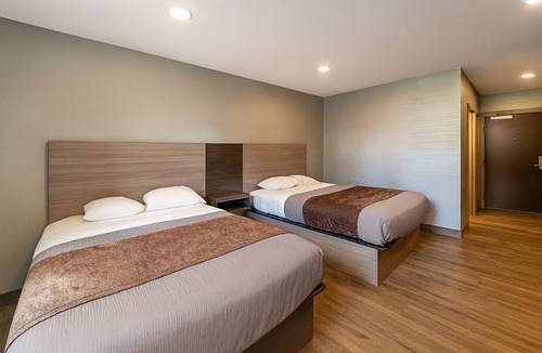 Foxboro Hotel | Fun Hideaway at Foxboro w/3 Relaxing Units, Plus FREE Breakfast & Parking!