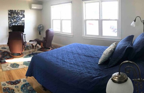 East End House | FunJoy Hill - The Perfect Location!