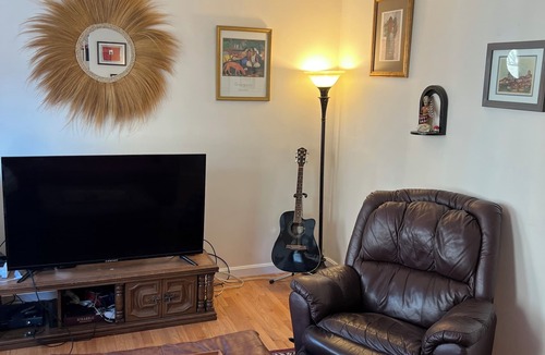 St. Elizabeth's Condo | Furnished 1BR Near BU, BC & Green Line