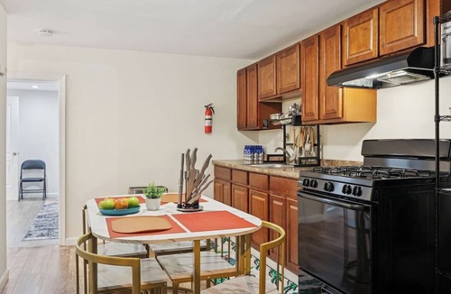 Lower Vailsburg Apartment | Furnished 3BR/2BA Near NYC PATH/EWR/Penn ST