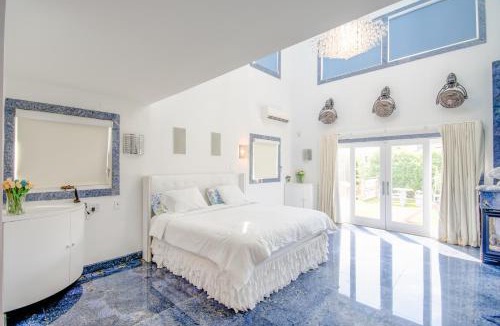 Queens Villa | GABLES new 2024