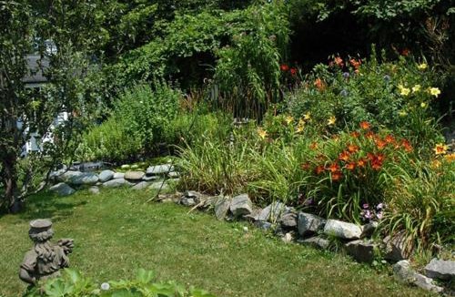 Fifth Ward Bed & Breakfast | Gardenview Bed and Breakfast