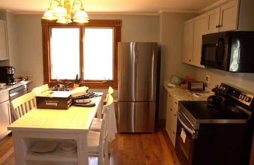 Ellsworth House | Gateway Retreat - Newly renovated! close to Acadia Park and downtown Ellsworth