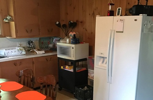 Gilmanton Cottage | Get Away From the Hustle and Bustle by Relaxing at the Lake ! 3 Bedroom Ranch