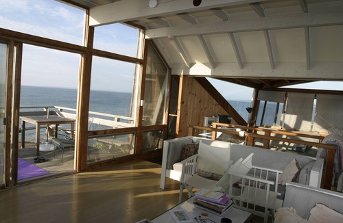 Aquinnah House | Glorious Water View, private beach