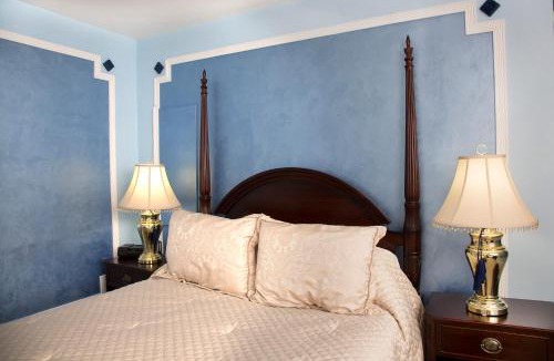 Ashland Hotel | Glynn House Inn - Adults Only