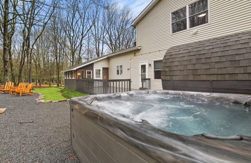 Jim Thorpe House | GOAT House | Sports Retreat + Indoor Bball