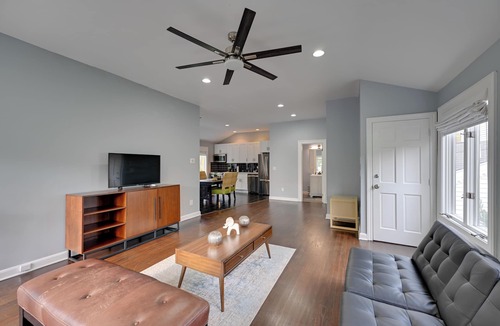 Norwalk Apartment | Gold Coast Getaway! Upscale Apt Near New Canaan