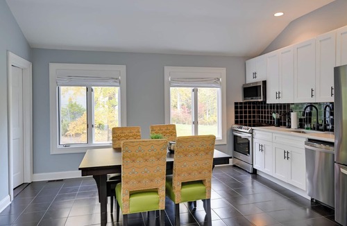 Norwalk Apartment | Gold Coast Getaway! Upscale Apt Near New Canaan