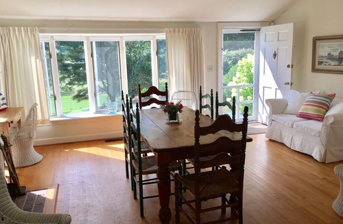 Kennebunk Cottage | Golf and Beach Cottage