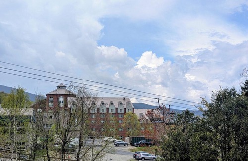 Carrabassett Valley Condo | Gondola Village at Sugarloaf