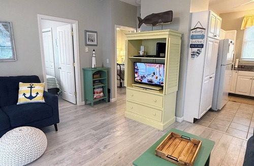 Summer Village Cottage | "Gone Coastal" Cozy 2-bedroom cottage in Summer Village
