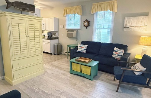 Summer Village Cottage | "Gone Coastal" Cozy 2-bedroom cottage in Summer Village