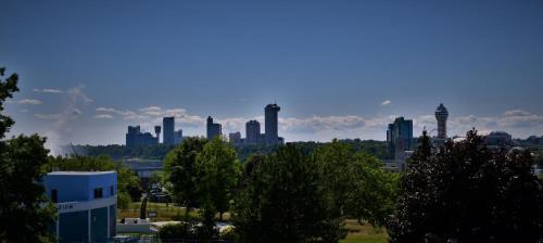 Downtown Niagara Falls Hostel | Gorge View