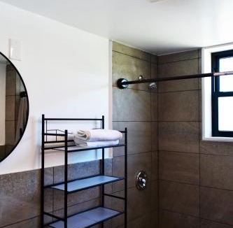 Downtown Niagara Falls Hostel | Gorge View