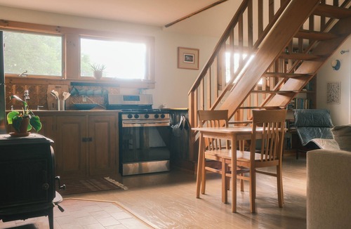 Pawlet Apartment | Gorgeous 1-bedroom apartment with in cool Pawlet perfect for a relaxing getaway