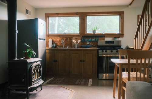 Pawlet Apartment | Gorgeous 1-bedroom apartment with in cool Pawlet perfect for a relaxing getaway