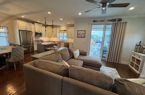 Ortley Beach House | Gorgeous and spacious 4-bedroom 4-Bathroom house in Ortley Beach