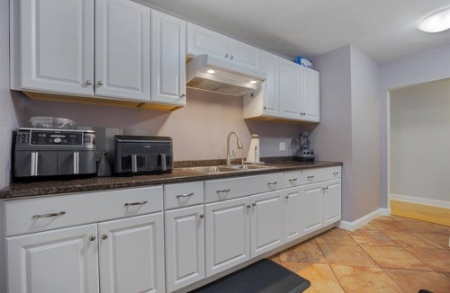 East Falmouth House | Gorgeous home close to everything! Dog-friendly.
