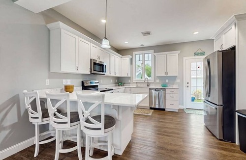 Arundel Cottage | Gorgeous home in Cape Arundel Cottage Preserve near beaches and Kennebunkport