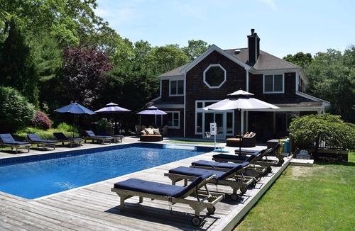 Sagaponack House | Grab an Amazing Property in the Heart of the Hamptons! 8/30-9/3 Now Available