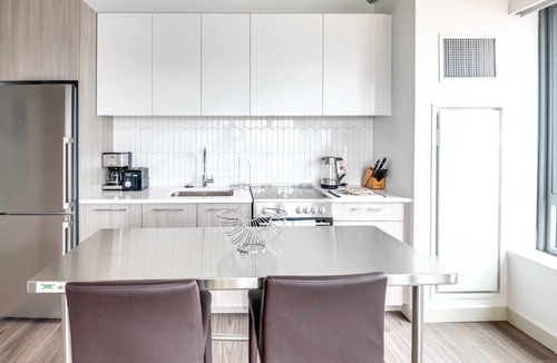 MIT Apartment | Grand Apt with Amenities