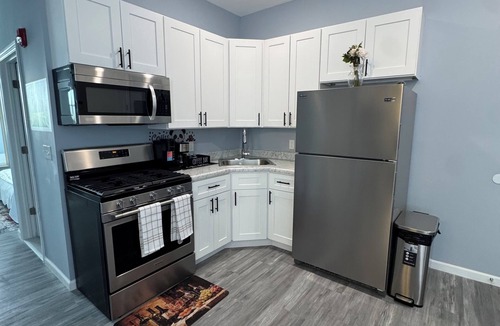 Ampere Apartment | Grand Deluxe 1BR Penthouse near Newark Airport