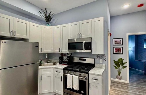 Ampere Apartment | Grand Family 1BR Penthouse near Newark Airport