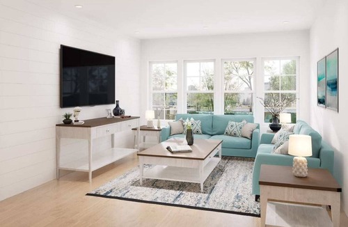 Top of the Hill Apartment | Grand Suite King Bed