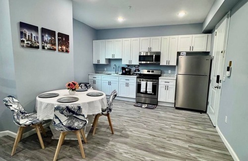 Ampere Apartment | Grand Superior 1BR Penthouse near Newark Airport