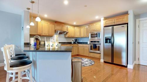 Old Orchard Beach House | Grand Victorian #403 by Bayley Vacation Rentals