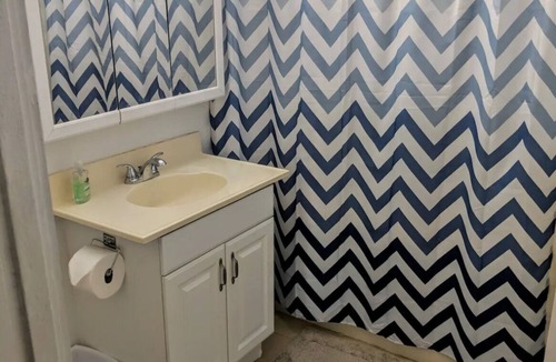West Cambridge Apartment | Great Apartment on River/Harvard Square two blocks