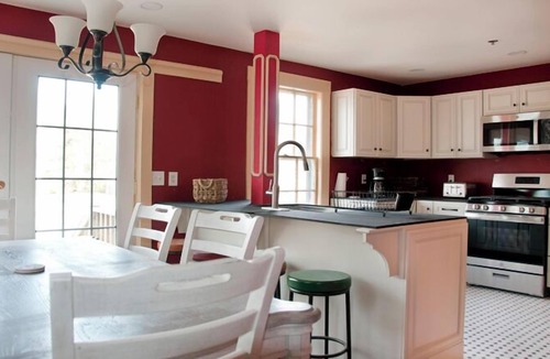 Falmouth House | Great Large home on Falmouth Village Green with a Pool