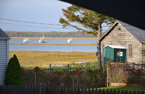 Scarborough House | GREAT LOCATION IN PINE POINT NICE 4 bedrooms 4 baths, sleeps 10, Central Air