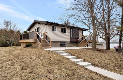 Greater Napanee Cottage | Great spot on Hay Bay with fabulous fishing and Swimming off the dock!