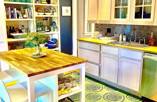 Greenport House | Greenport Magical Gem - Beautiful Backyard And Pool
