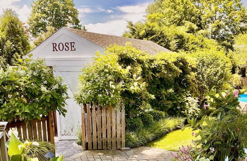 Greenport House | Greenport Magical Gem - Beautiful Backyard And Pool