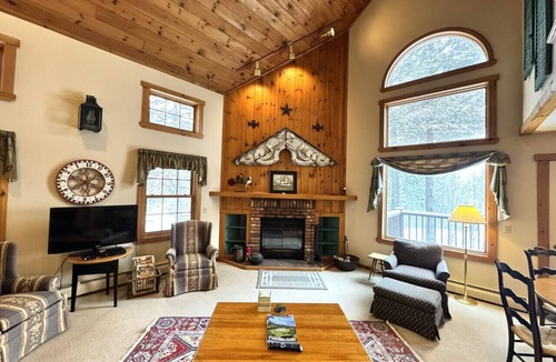 West Dover Villa | Greenspring Townhome at Mount Snow with free shuttle, Amenities