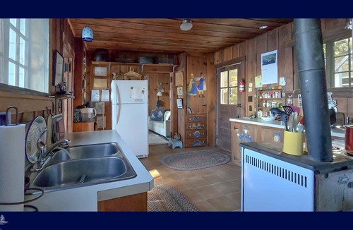 Southport Cottage | Griffin Cottage: A charming 3-bedroom retreat in scenic Southport, ME.