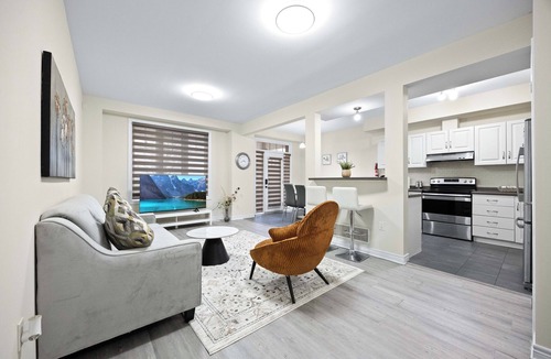 Grimsby House | Grimsby Luxe ~Spotless and Cozy ~Fresh Linens