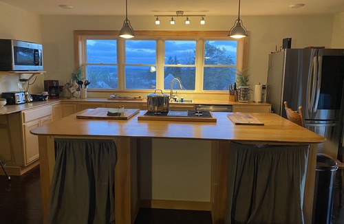 Castine House | Guest Manse “Carriage House” with Harbor Views