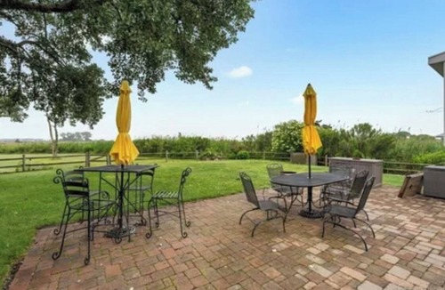 Guilford House | Guilford Oceanfront Walk to Beach,Green,Parks&Train,Pet Friendly,New Sauna
