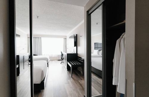 Alma Hotel | Hôtel Universel