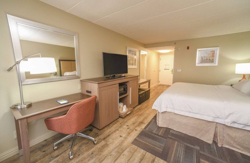 Willowville Hotel | Hampton Inn Cincinnati-Eastgate