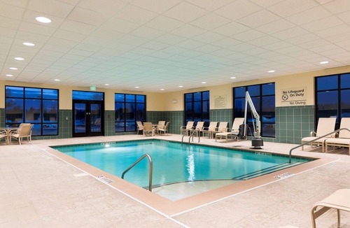 Manchester Hotel | Hampton Inn & Suites Hartford-Manchester