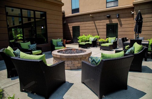 West Middlesex Hotel | Hampton Inn & Suites Sharon