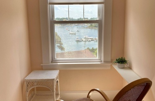 York Harbor House | Harbor Haven - Your Harbor Beach Captains House